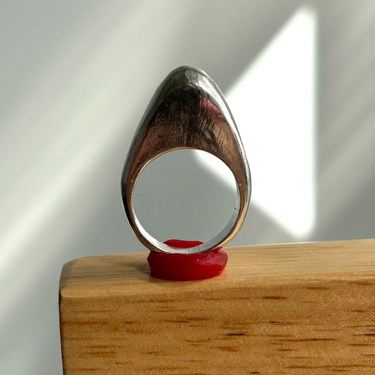 side view chunky silver pointed ring